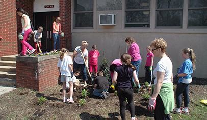 WD students celebrate community service with projects across .
